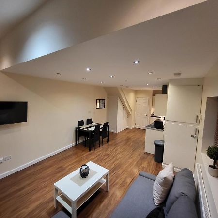 לונדון Great Apartment Next To Tooting Bec Tube Station! מראה חיצוני תמונה