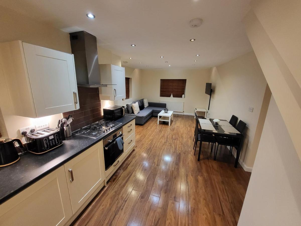 לונדון Great Apartment Next To Tooting Bec Tube Station! מראה חיצוני תמונה
