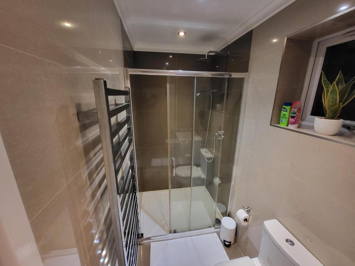 לונדון Great Apartment Next To Tooting Bec Tube Station! מראה חיצוני תמונה