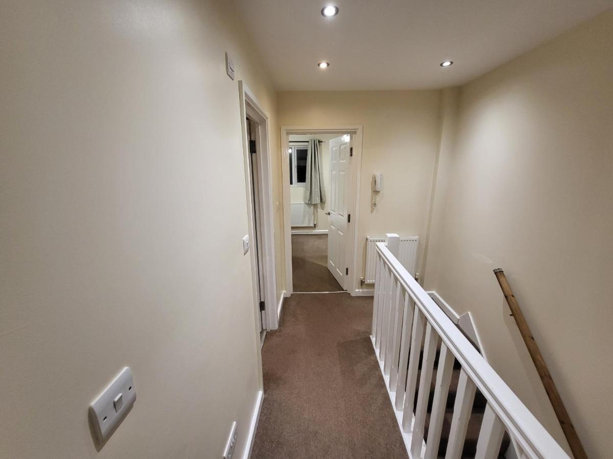 לונדון Great Apartment Next To Tooting Bec Tube Station! מראה חיצוני תמונה