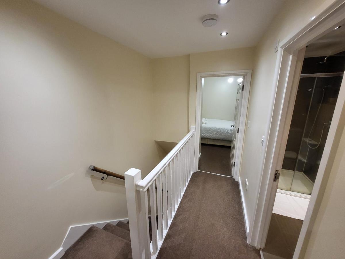 לונדון Great Apartment Next To Tooting Bec Tube Station! מראה חיצוני תמונה